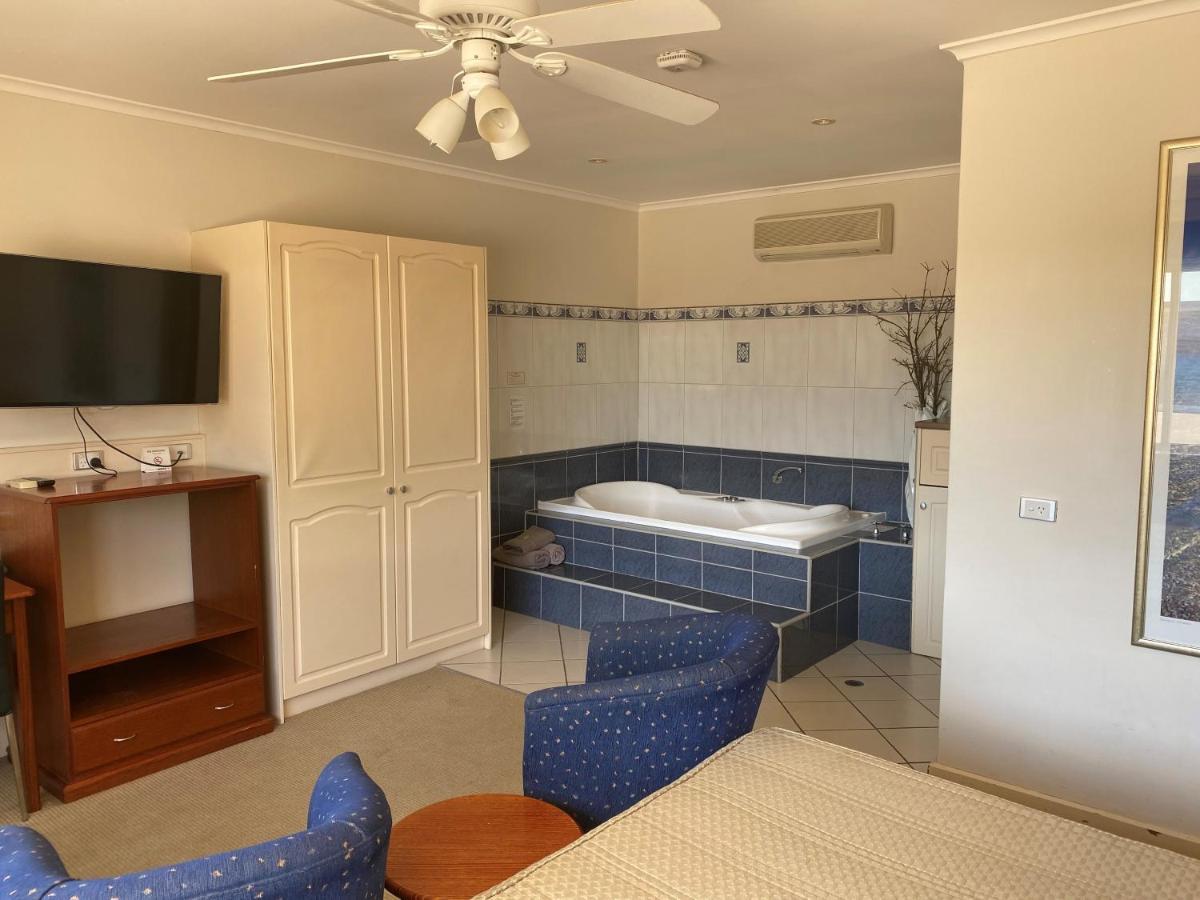 Comfort Inn & Suites Augusta Westside Port Augusta Buitenkant foto